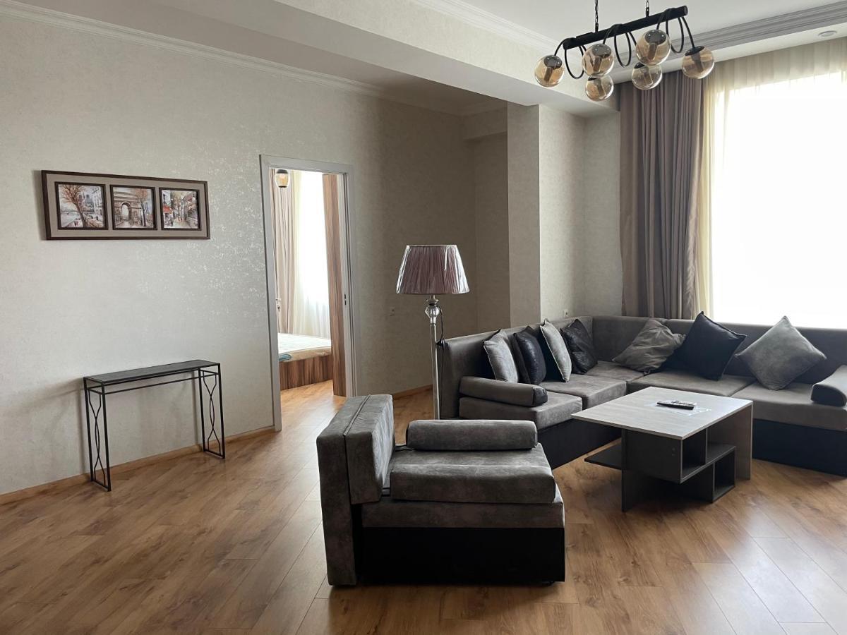 Vazi Aparthotel Тбилиси Екстериор снимка