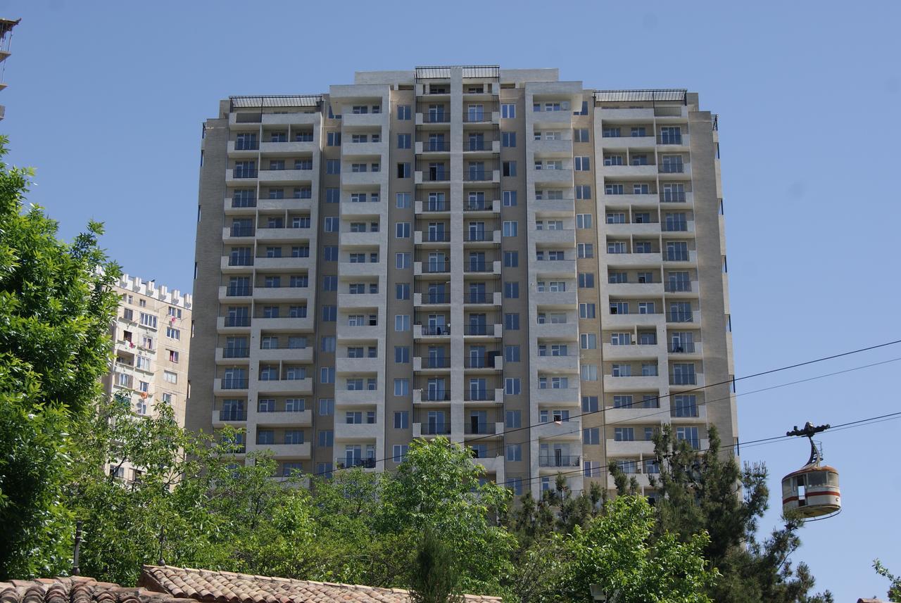 Vazi Aparthotel Тбилиси Екстериор снимка