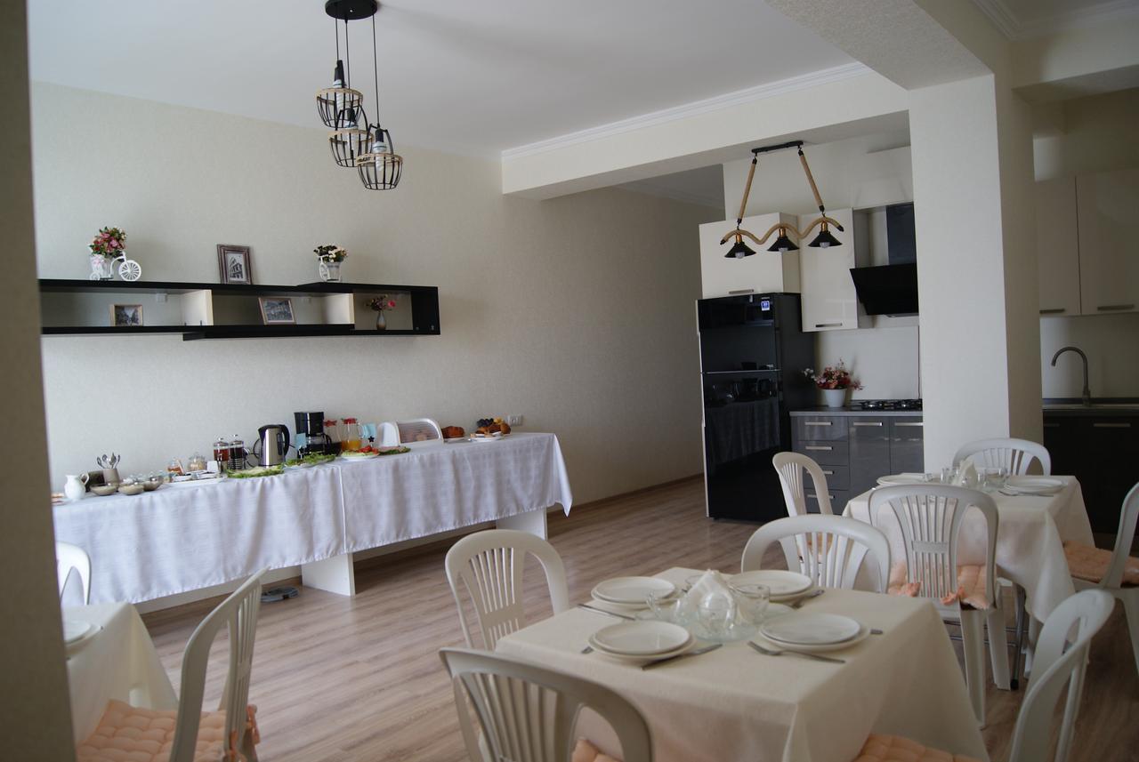 Vazi Aparthotel Тбилиси Екстериор снимка
