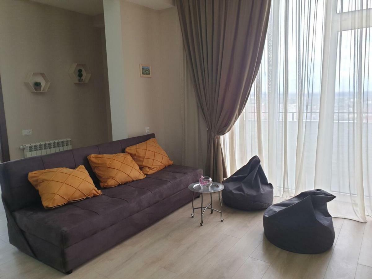 Vazi Aparthotel Тбилиси Екстериор снимка